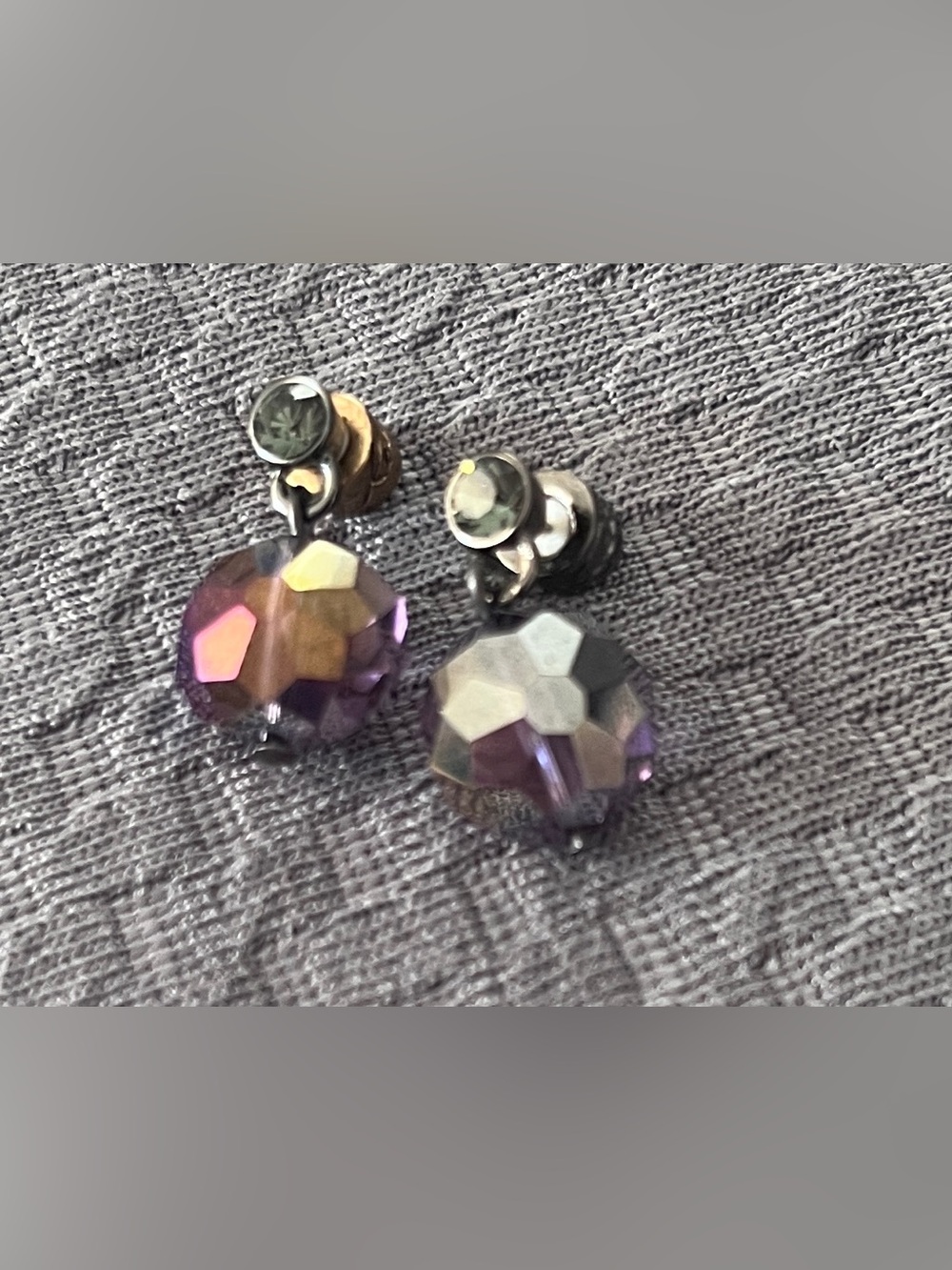 VTG Kenneth Cole New York Purple Iridescent Crystal Drop Earrings Branded Backs - Picture 4 of 7